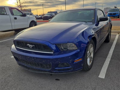2014 Ford Mustang V6 2DR Fastback