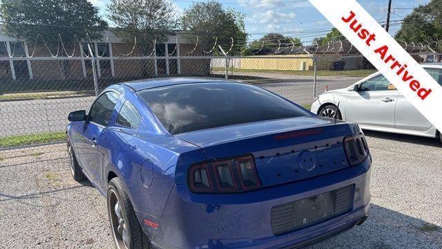 2014 Ford Mustang V6