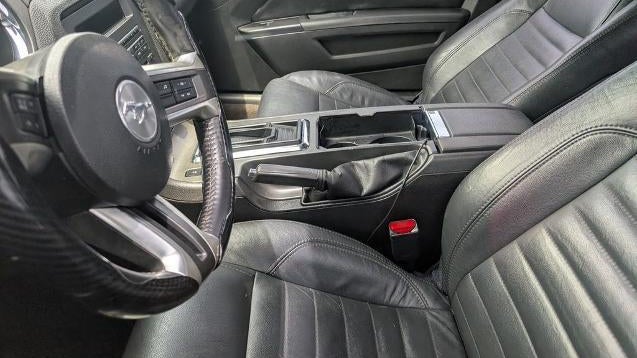 2014 Ford Mustang V6