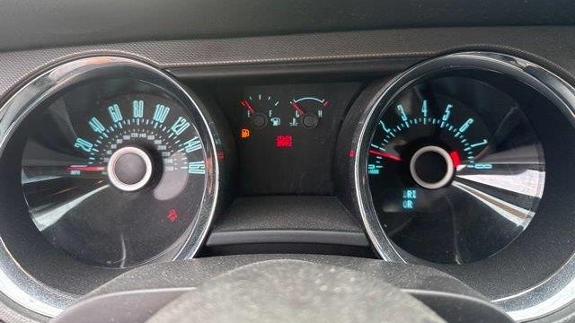 2013 Ford Mustang V6
