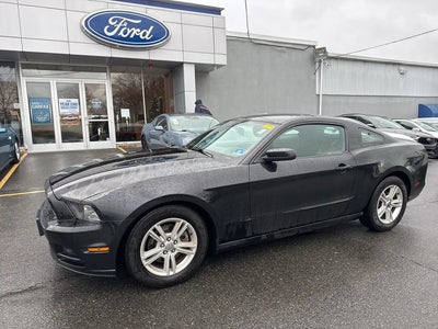 2014 Ford Mustang V6 2DR Fastback