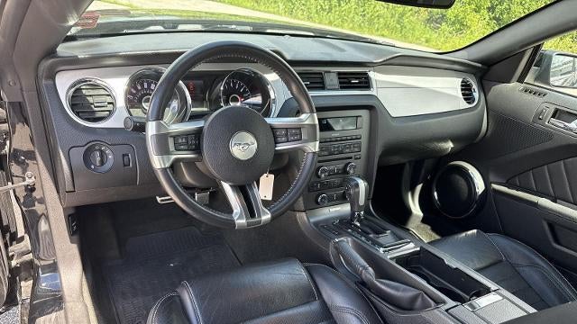 2014 Ford Mustang V6