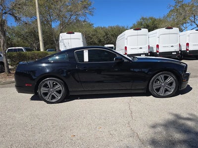 2014 Ford Mustang V6 Premium 2DR Fastback