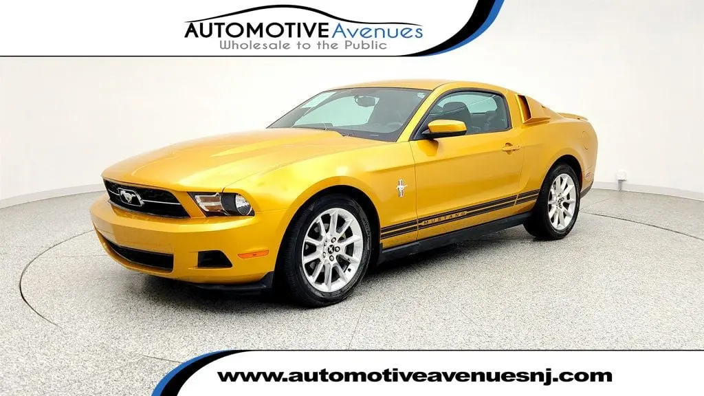 2010 Ford Mustang - $13,795