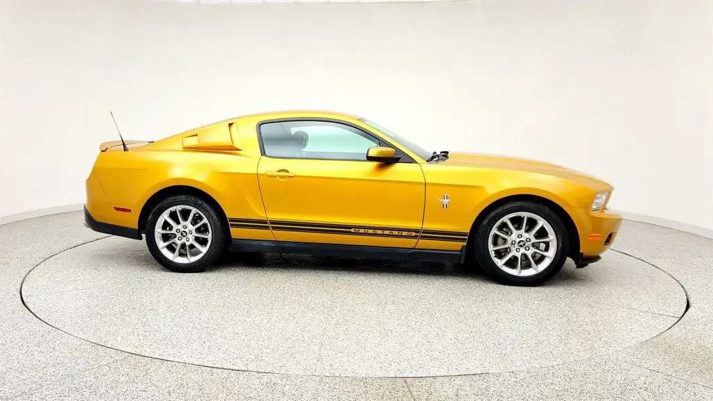 2010 Ford Mustang - $13,795