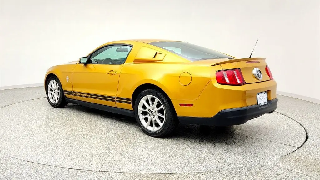 2010 Ford Mustang - $13,795