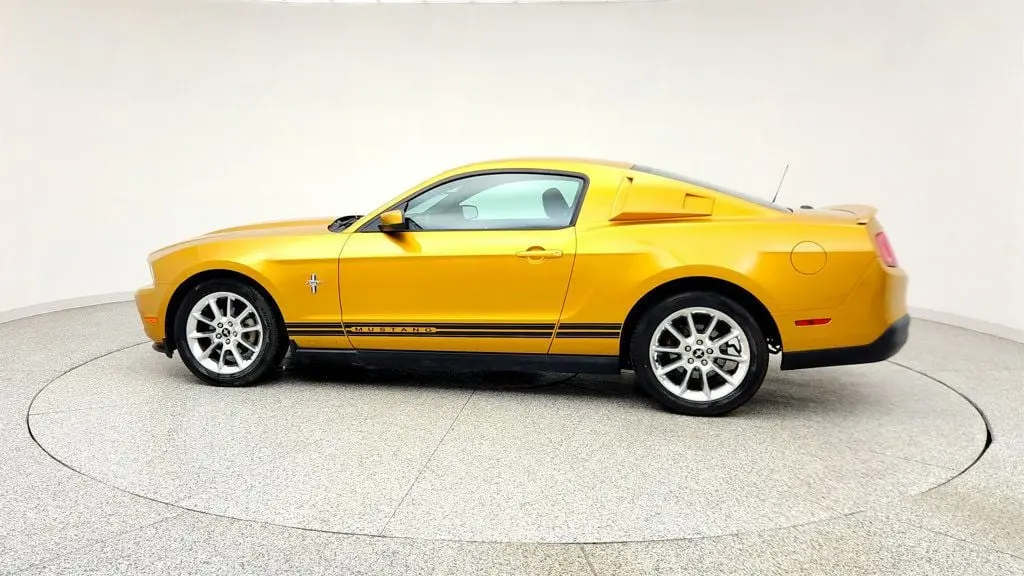 2010 Ford Mustang - $13,795
