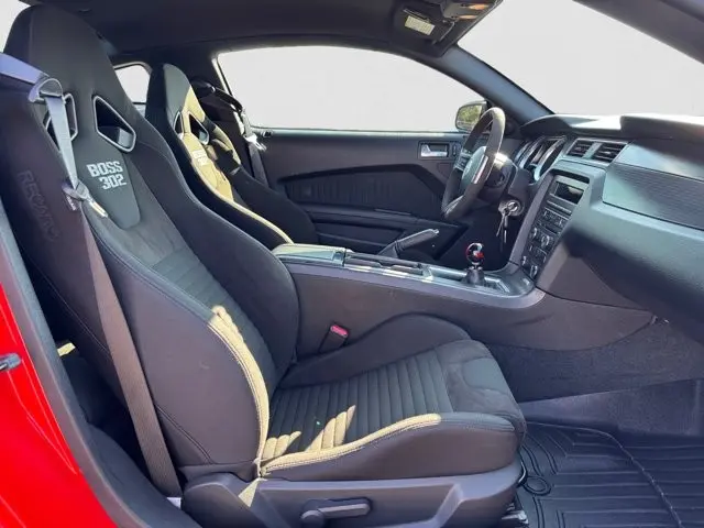 2013 Ford Mustang - $43,995