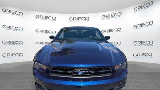 2011 Ford Mustang V6