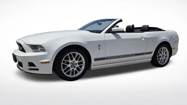 2013 Ford Mustang V6