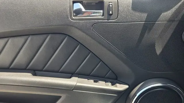 2013 Ford Mustang V6
