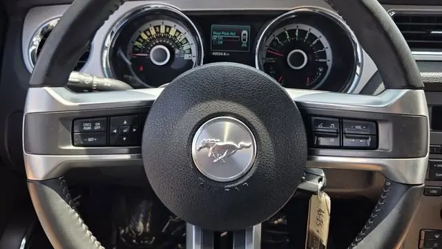 2013 Ford Mustang V6
