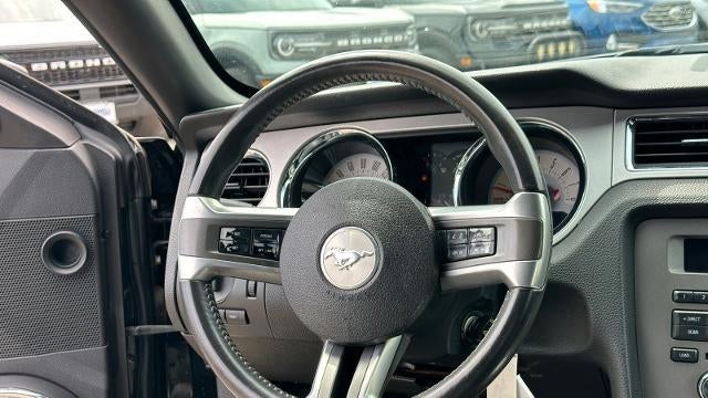 2012 Ford Mustang V6