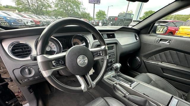 2012 Ford Mustang V6