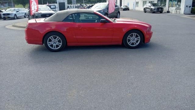 2014 Ford Mustang V6