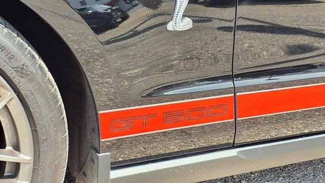 2011 Ford Shelby GT500 Base