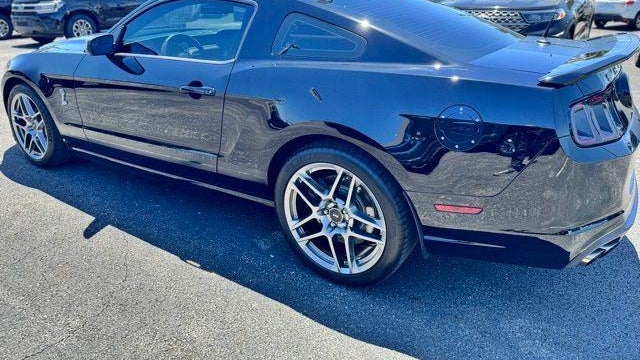 2013 Ford Shelby GT500 Base