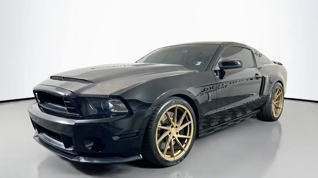 2014 Ford Shelby GT500 Base