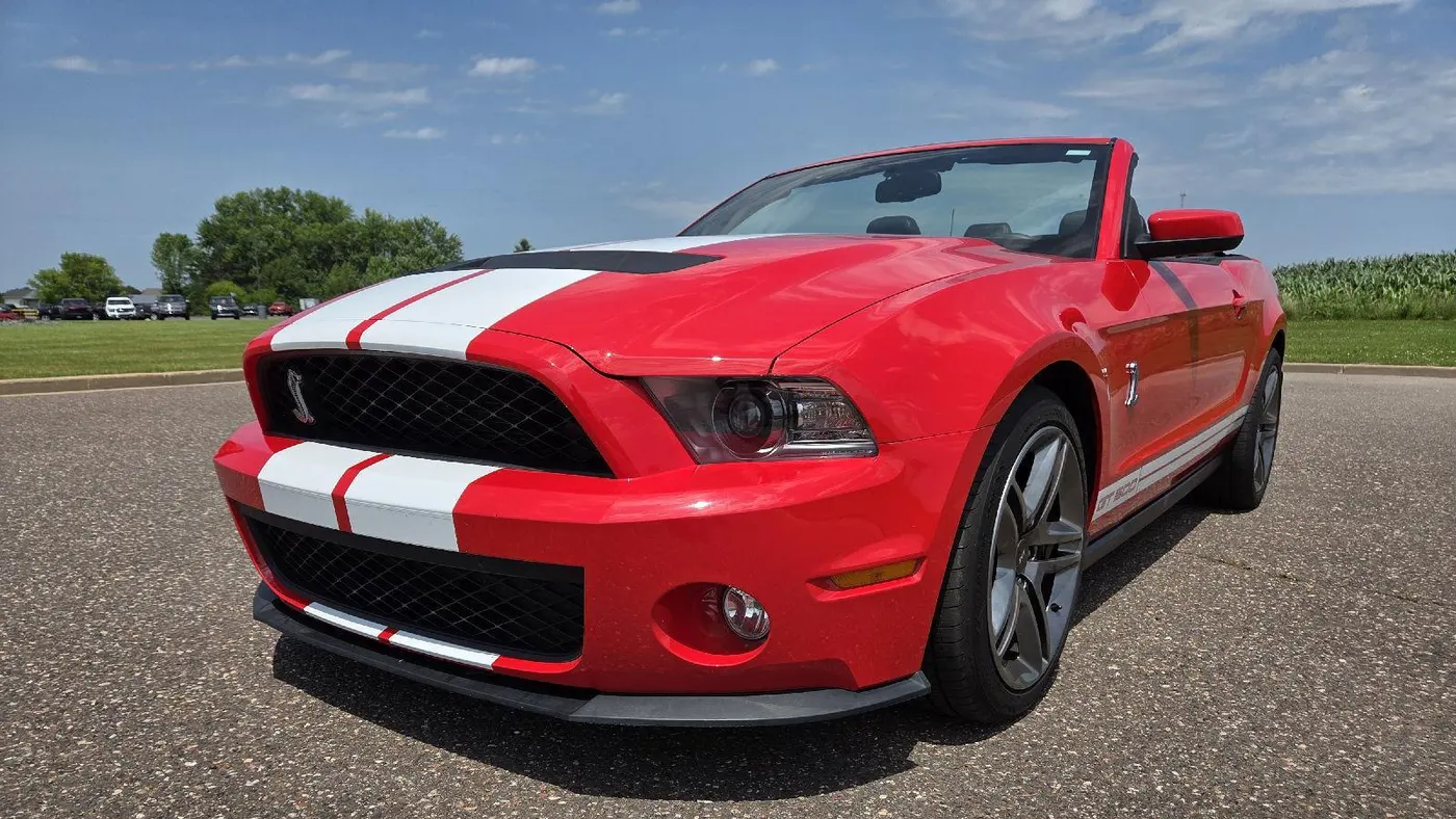 2011 Ford Shelby GT500 Base