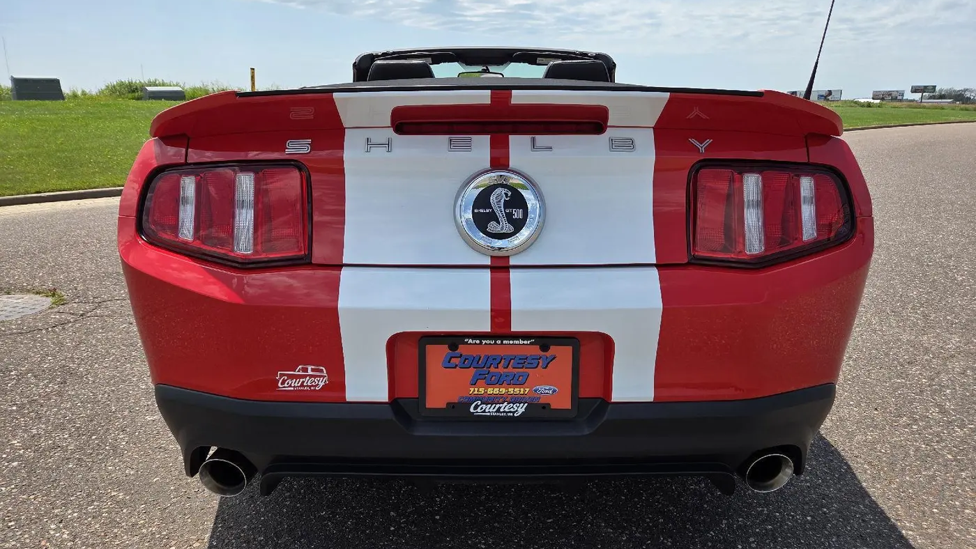 2011 Ford Shelby GT500 Base