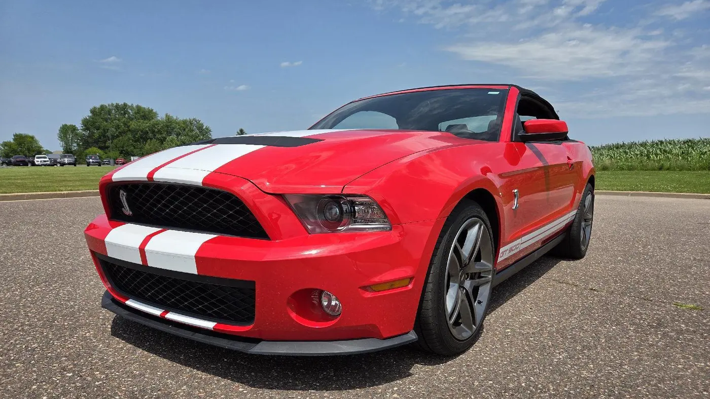 2011 Ford Shelby GT500 Base