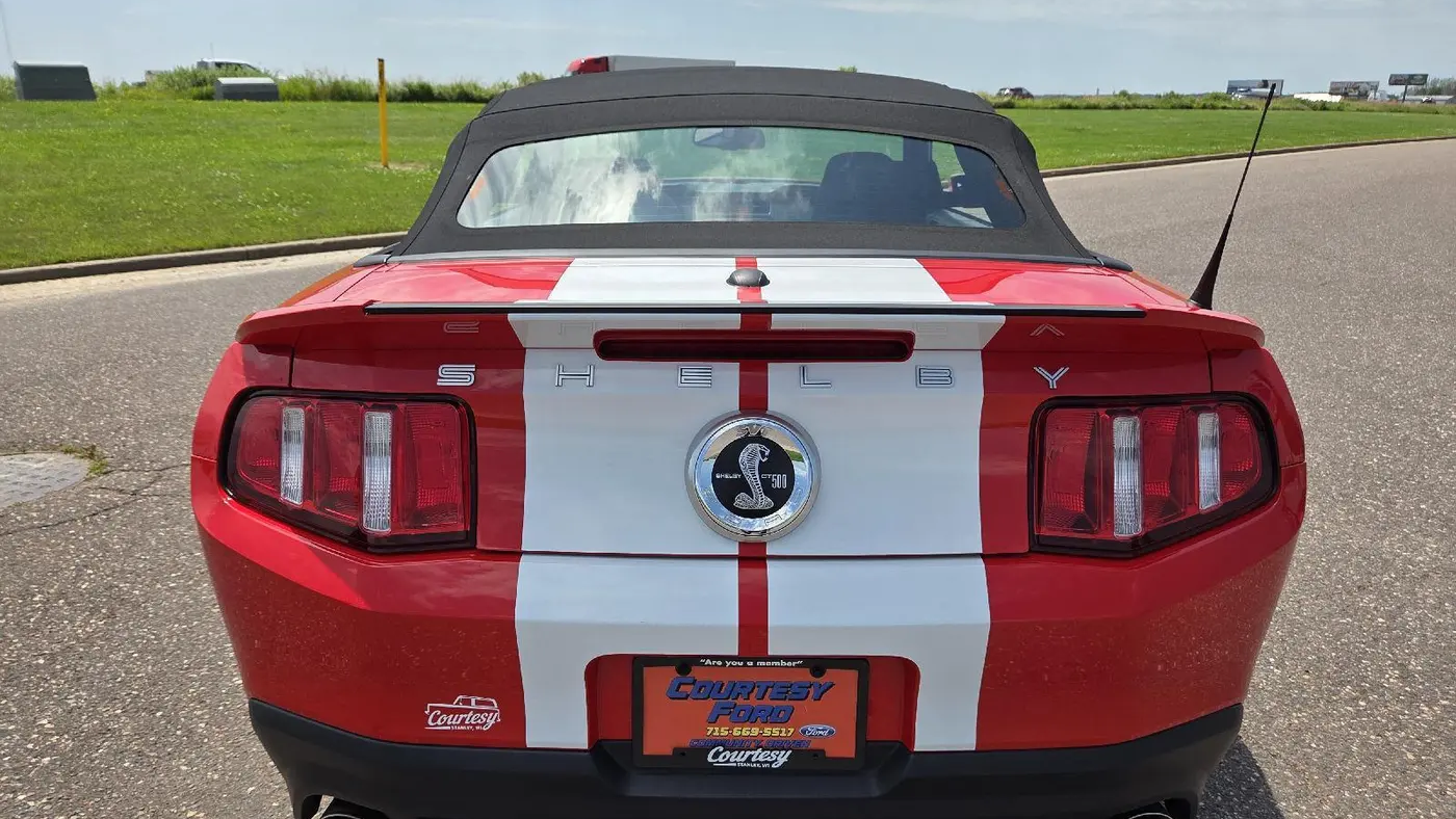 2011 Ford Shelby GT500 Base