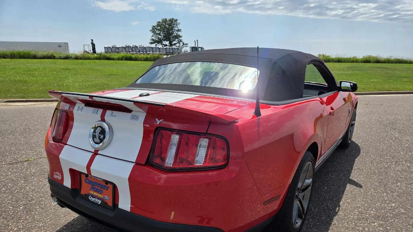 2011 Ford Shelby GT500 Base