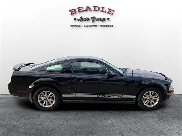 2005 Ford Mustang - $9,125