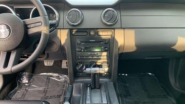 2005 Ford Mustang - $9,125