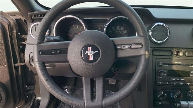 2005 Ford Mustang - $9,125
