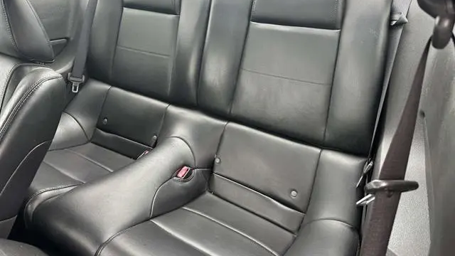 2006 Ford Mustang V6 Standard