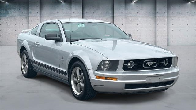 2006 Ford Mustang V6 Standard