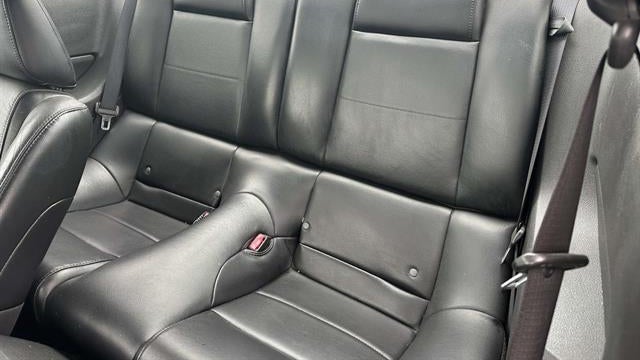 2006 Ford Mustang V6 Standard