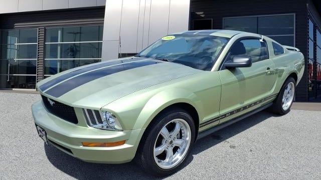 2005 Ford Mustang V6 Premium