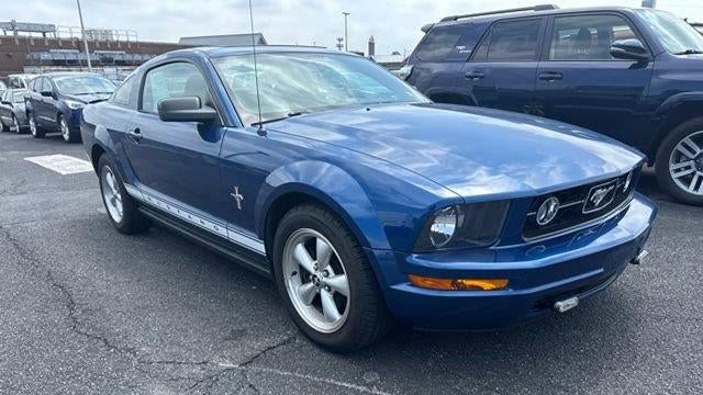 2007 Ford Mustang V6 Deluxe