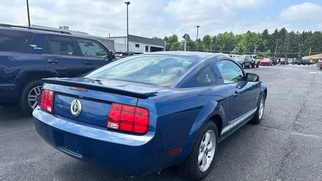 2007 Ford Mustang V6 Deluxe