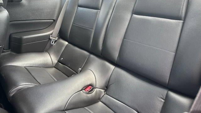 2007 Ford Mustang V6 Deluxe
