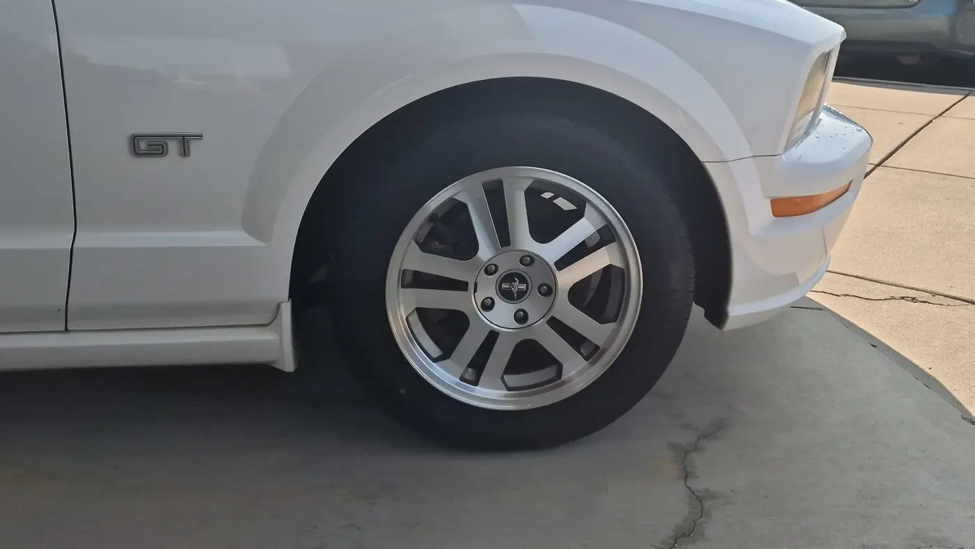 2006 Ford Mustang GT Deluxe
