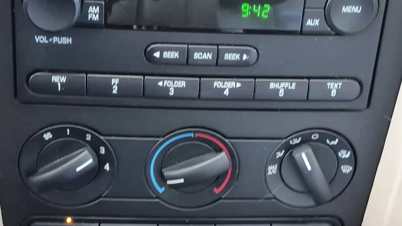 2006 Ford Mustang GT Deluxe