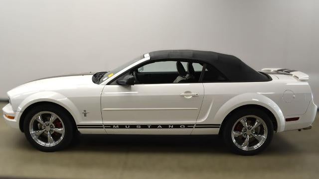 2005 Ford Mustang V6 Premium