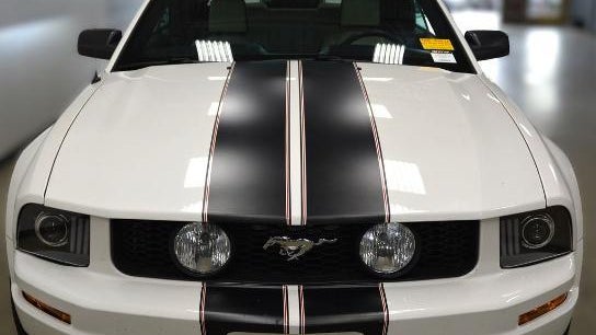 2005 Ford Mustang V6 Premium