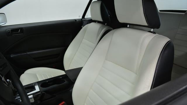 2005 Ford Mustang V6 Premium