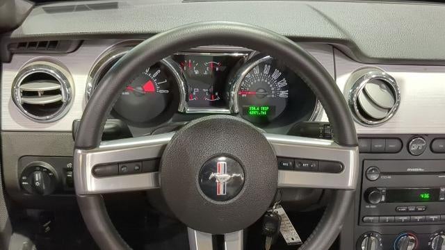 2006 Ford Mustang GT Deluxe