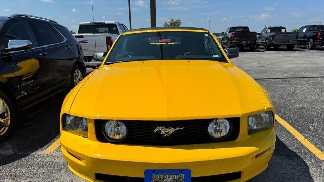2006 Ford Mustang GT Deluxe