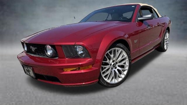 2006 Ford Mustang GT Deluxe