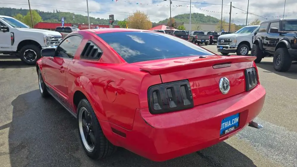 2008 Ford Mustang V6 Deluxe