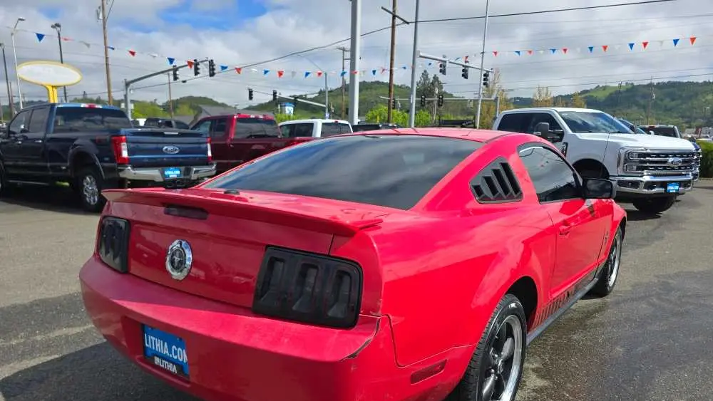 2008 Ford Mustang V6 Deluxe
