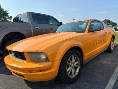 2008 Ford Mustang V6 Deluxe 2DR Fastback