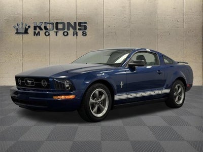 2006 Ford Mustang V6 Standard 2DR Fastback