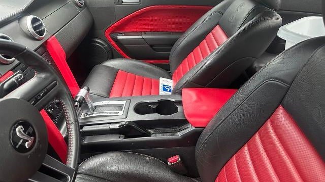 2006 Ford Mustang V6 Standard